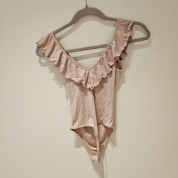Wilfred Danette Ruffle Trim Sleeveless Bodysuit XXS Pale Pink - Picture 4 of 7